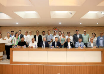 Kent Dinamiklerinden Ortak Mesaj: Ana Konteyner Limanı için en doğru adres Mersin’dir.